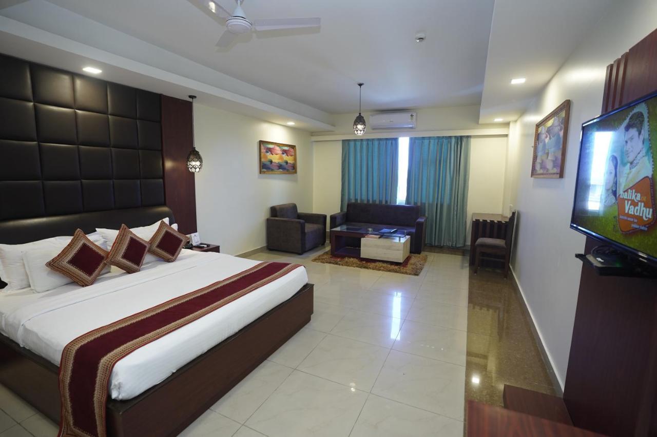 Hotel Avn Grand Ranchi Eksteriør bilde
