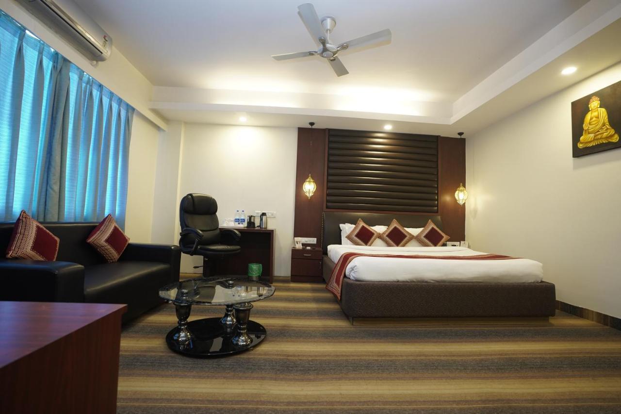 Hotel Avn Grand Ranchi Eksteriør bilde